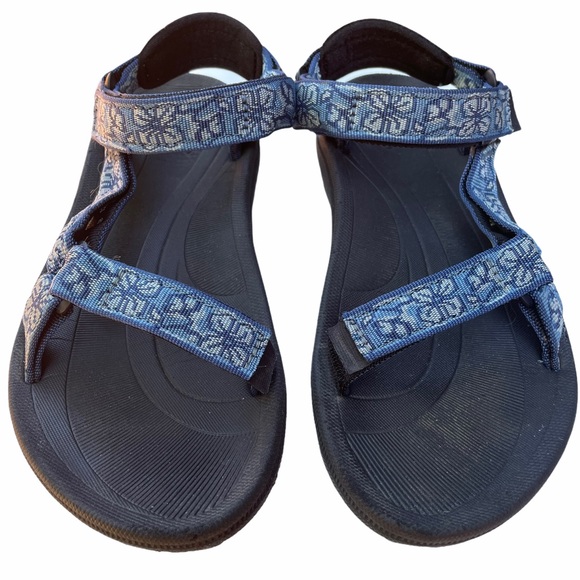 Teva Shoes | Teva Hurricane Sandal In Hawaiian Flower Print | Poshmark